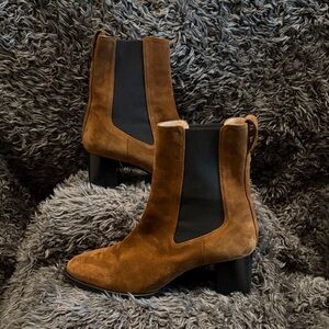 Inez Caro Boot Chestnut Suede sz 8